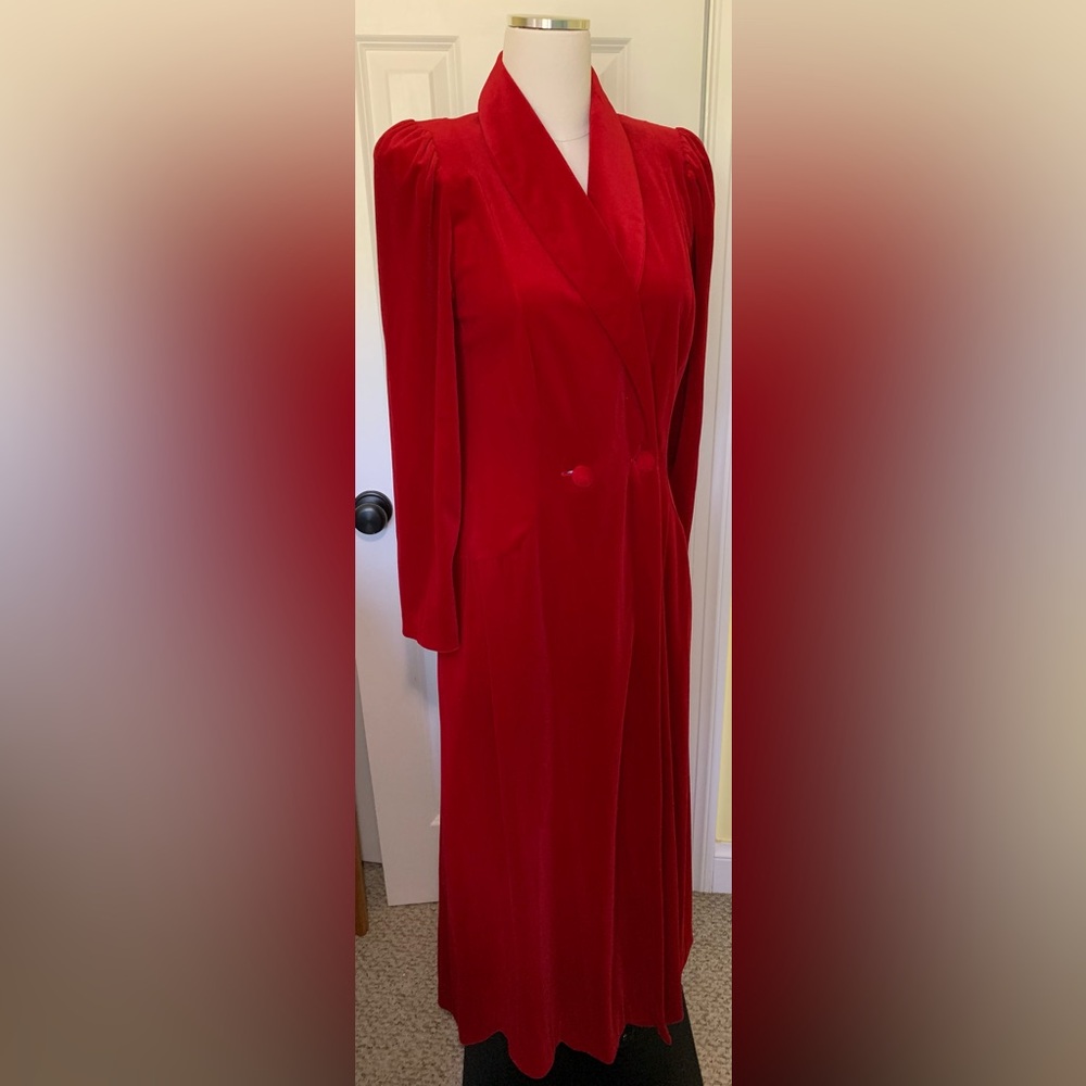 Vintage Red S Miss Elaine for Saks Dress Robe Duster Coat RegencyCore Holiday